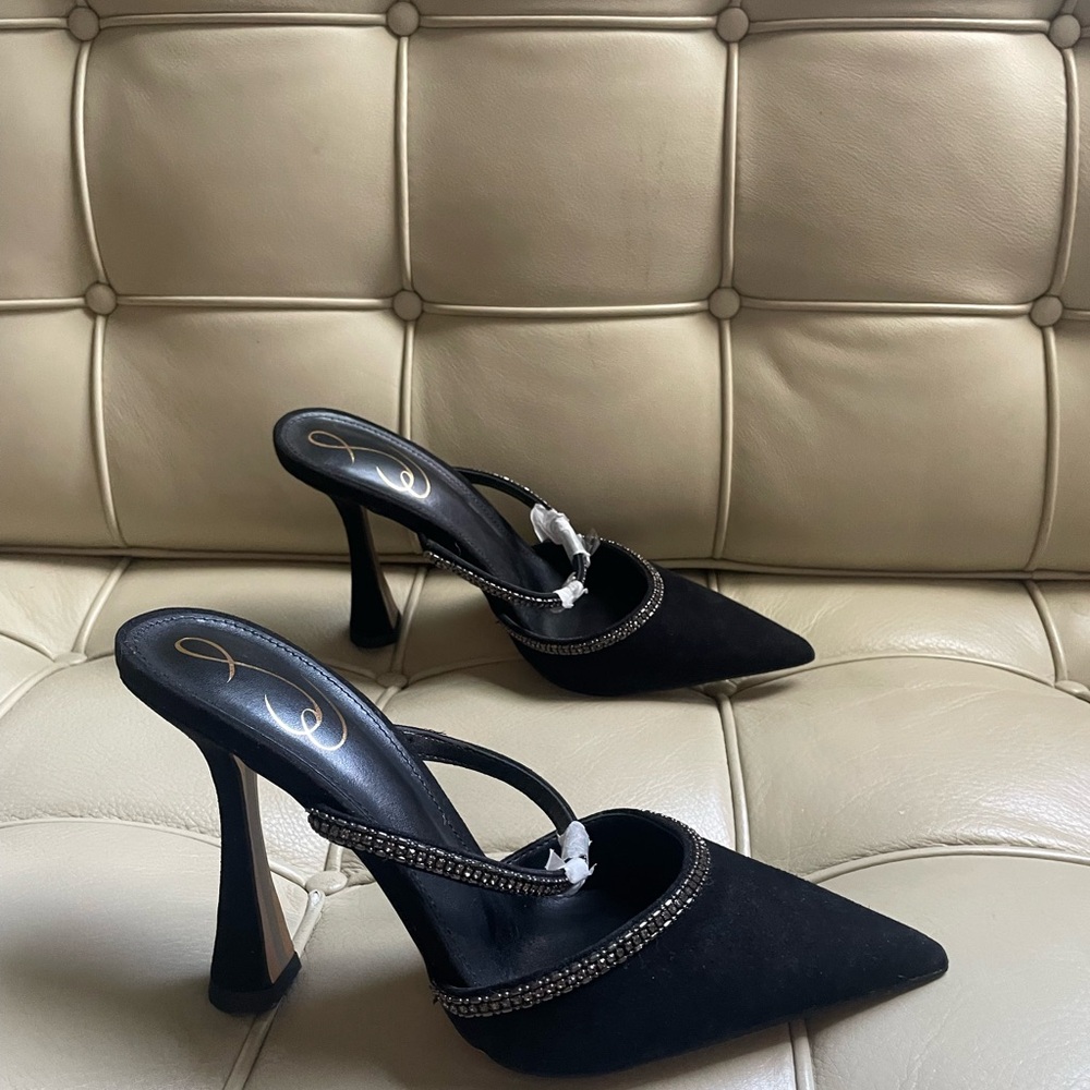 Elegant Black Suede Rhinestone Shoes